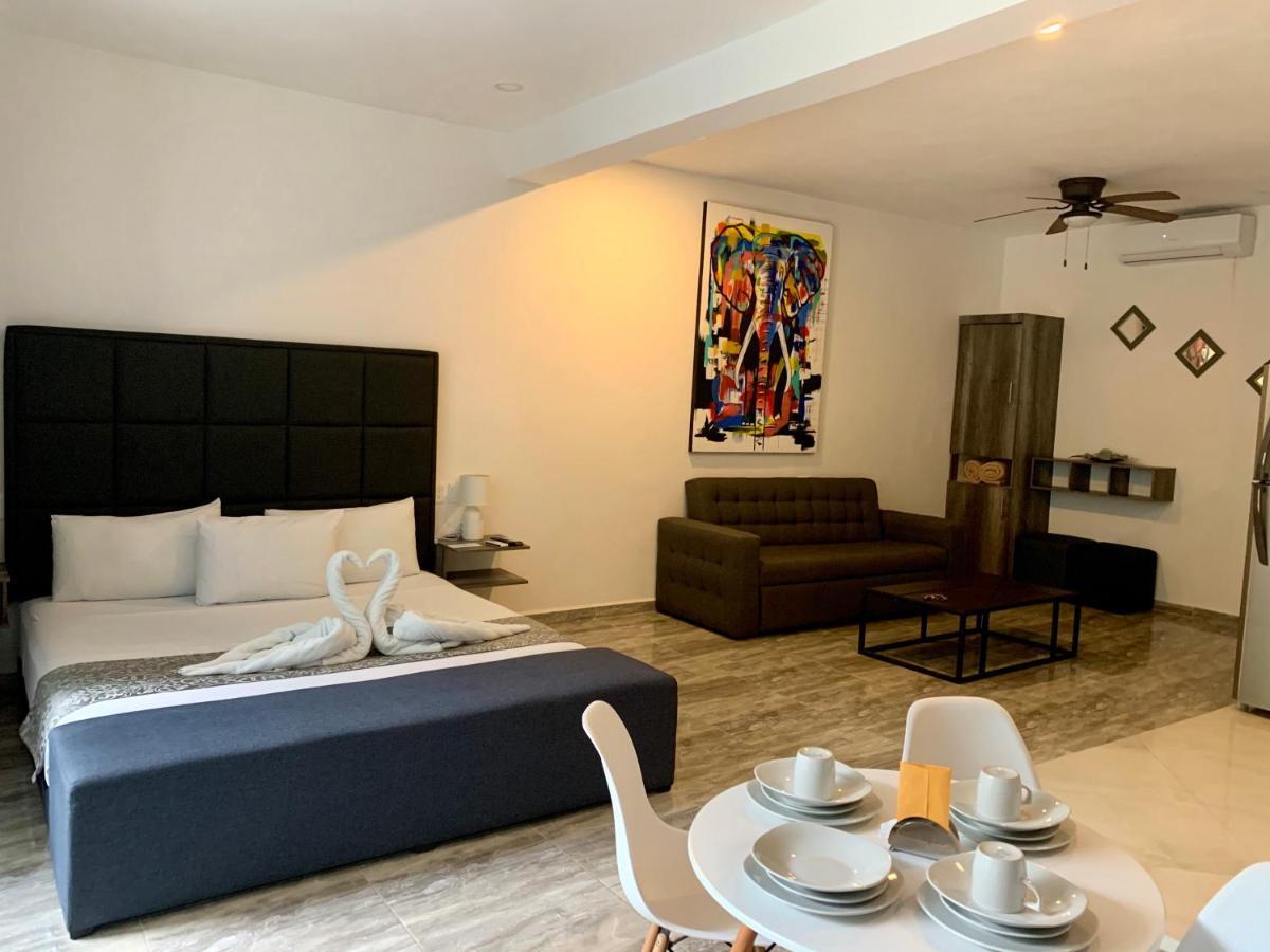 פלאייה דל כרמן Silversands Hotel Boutique - 5Th Ave מראה חיצוני תמונה