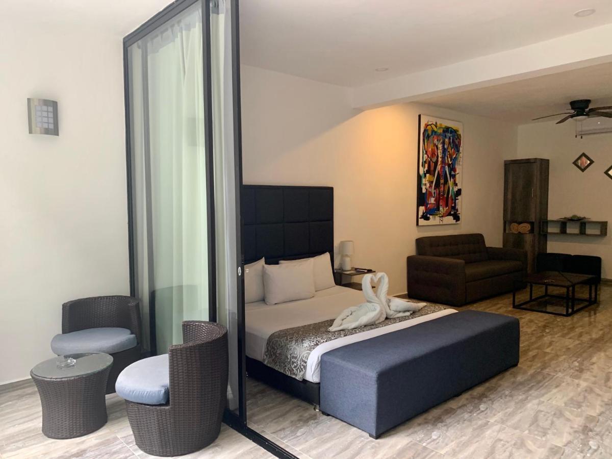 פלאייה דל כרמן Silversands Hotel Boutique - 5Th Ave מראה חיצוני תמונה