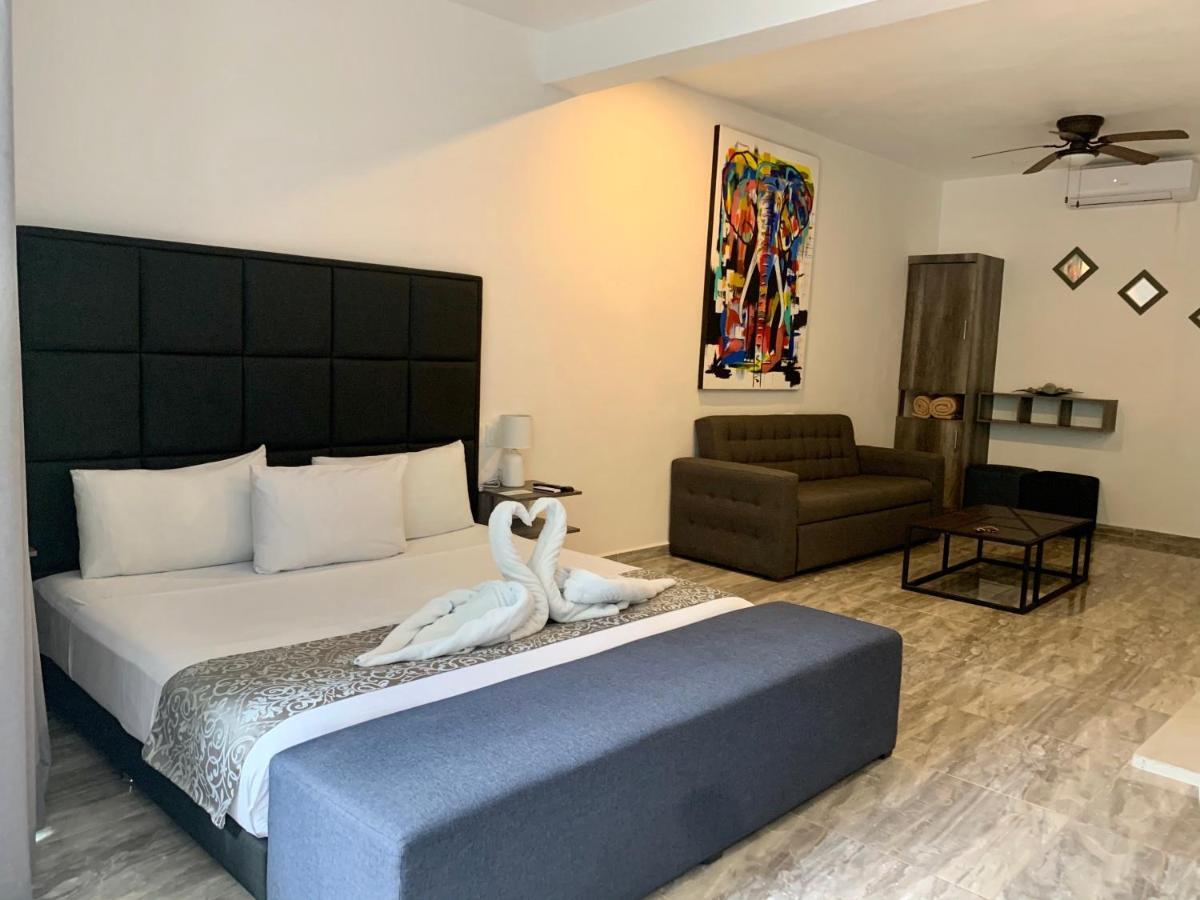 פלאייה דל כרמן Silversands Hotel Boutique - 5Th Ave מראה חיצוני תמונה
